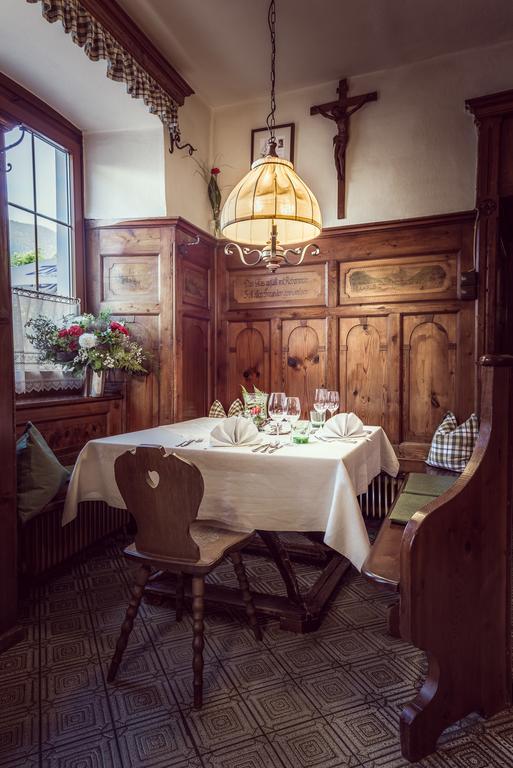 Gasthof Einhorn Schaller Швац Экстерьер фото